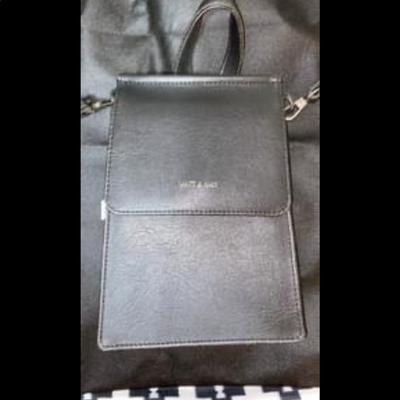 Matt & Nat vegan crossbody bag/ purse - Picture 2 of 3